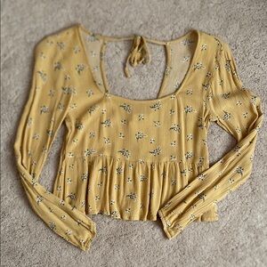 Sky and Sparrow Open Back Floral Top